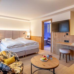 Camera standard con letto king size